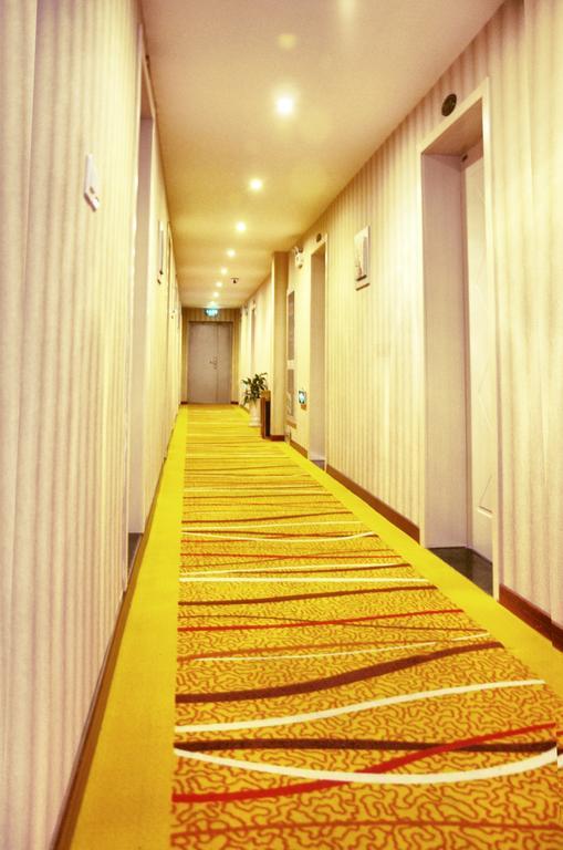 Nafee Hotel Zhenjiang  Zewnętrze zdjęcie
