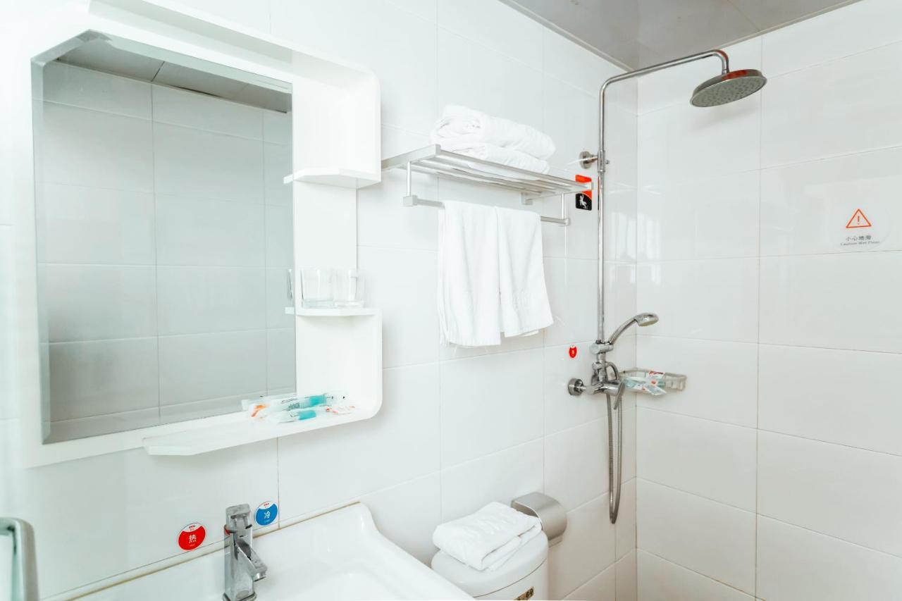 Nafee Hotel Zhenjiang  Zewnętrze zdjęcie